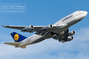 Lufthansa Boeing 747-400 of German carrier Lufthansa - photo can be purchased online at www.felixgottwald.net