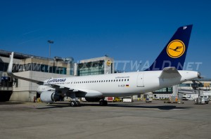 The first A320 of Lufthansa with Sharklets at the gate.