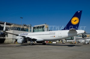 The first A320 of Lufthansa with Sharklets at the gate.