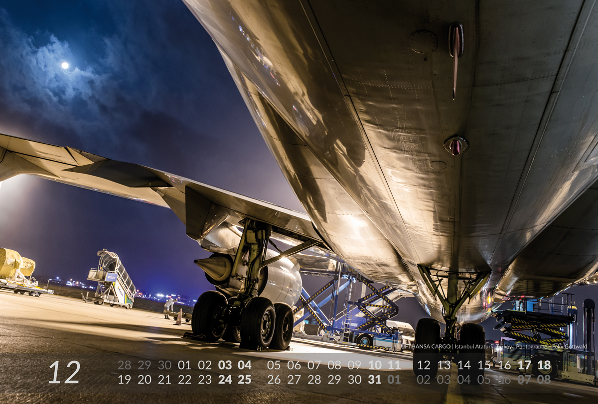 MD-11 Aviation Calendar 2016 - 12
