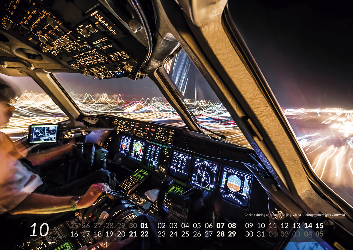 MD-11 Calendar 2017 October image