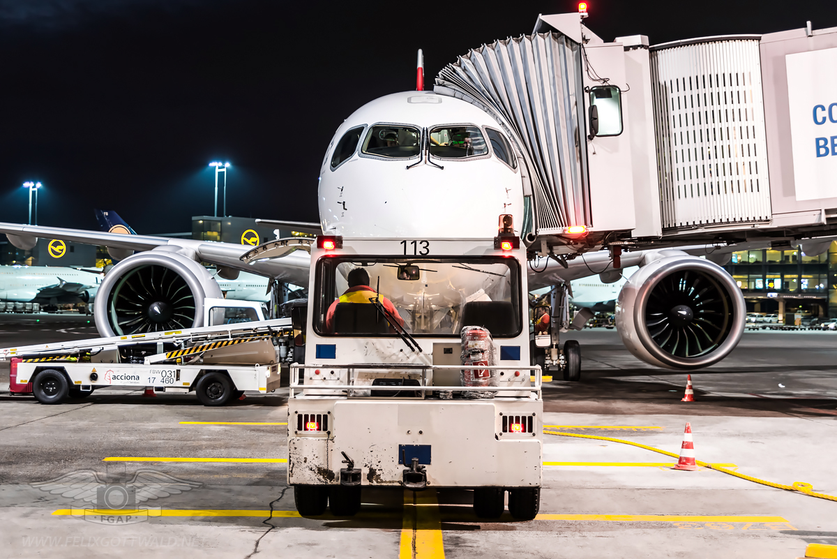 Swiss CS100 HB-JBC Frankfurt - 2017-01-03 09